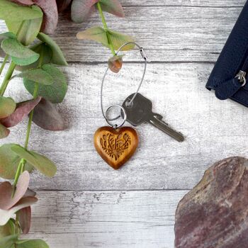 Porte-clés cœur et arbre de vie en bois 3