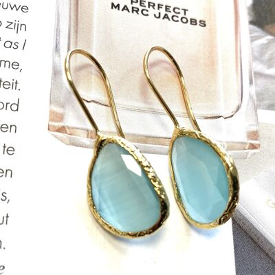 Earrings cateye pastel blue