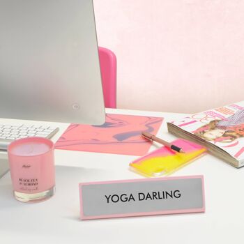 Plaque de bureau Yoga Darling
