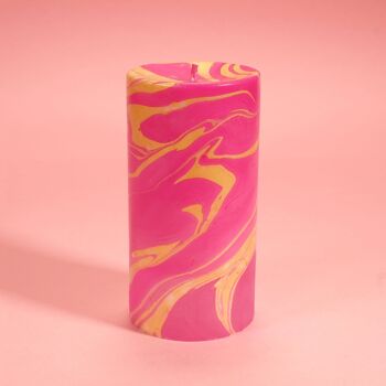 Bougie pilier en marbre rose matcha latte