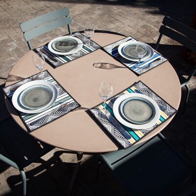 Set de table en plastique tressé recyclé et recyclable turquoize et jaune