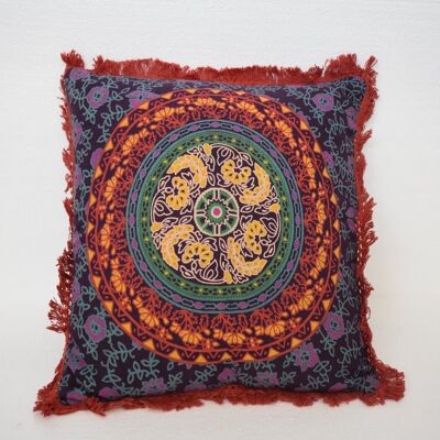 Sk40x40-mandala-maroon