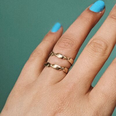 9ct Gold Waved Stacking Rings