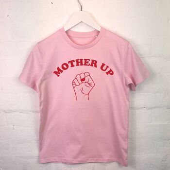 Maman debout ! T-shirt féministe et slogan de la mère 3