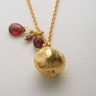 Pomegranate and Garnet Necklace - Gold plate