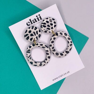 Monochrome Wonky Circle Dangle Earrings / SKU101