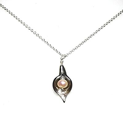 Silver Arum Lily Pendant Necklace - small