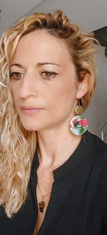 Boucles d'oreilles rondes motifs fleurs exotique hibiscus rose vert connecteur mandala 2