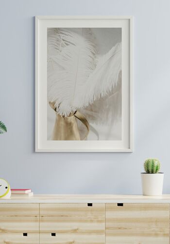 Affiche Plumes Blanches dans un Vase Doré - 30 x 40 cm 3