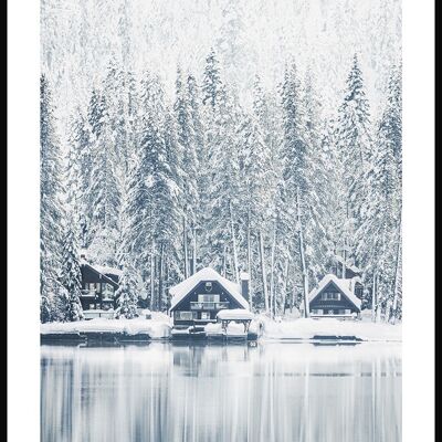 Schneebedecktes Haus am See Poster - 50 x 70 cm