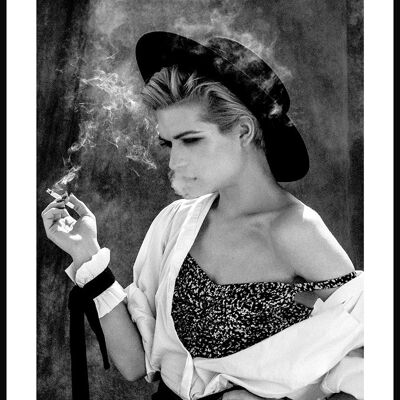 Affiche Photographie Femme qui fume - 21 x 30 cm
