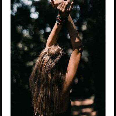 Affiche Photographie Femme Mains en l'air - 21 x 30 cm