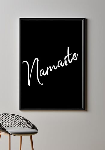 Affiche yoga typographie Namasté avec lettrage blanc sur noir - 50 x 70 cm 3