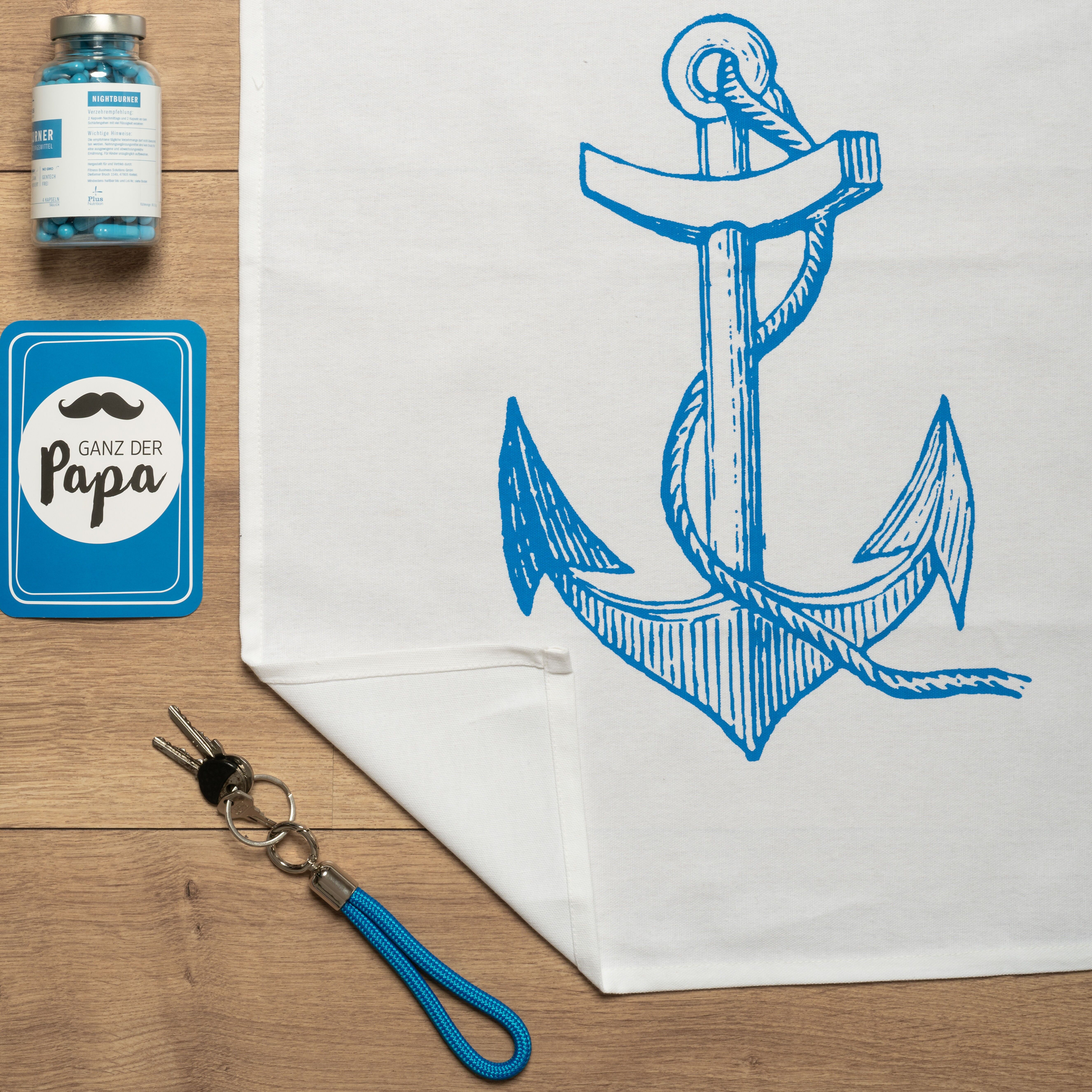 Strofinaccio bianco, ancora blu