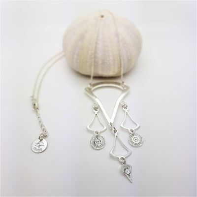 Openwork charm necklace - silver