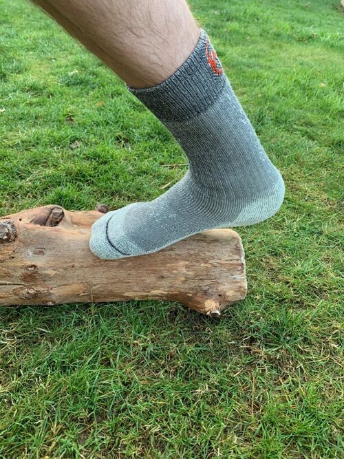 MOGGANS Stravaiger Midweight Merino Hiking Socks - Made in Scotland-Gorm/Blue
