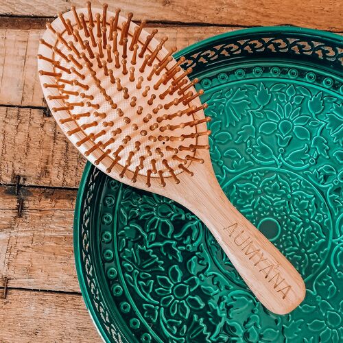 Brosse à cheveux en bambou