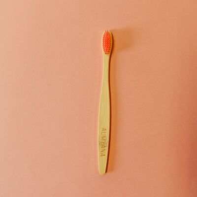 Cepillo de dientes de bambú rosa para niños