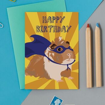 Carte de voeux joyeux anniversaire super-héros de cochon d'Inde 2