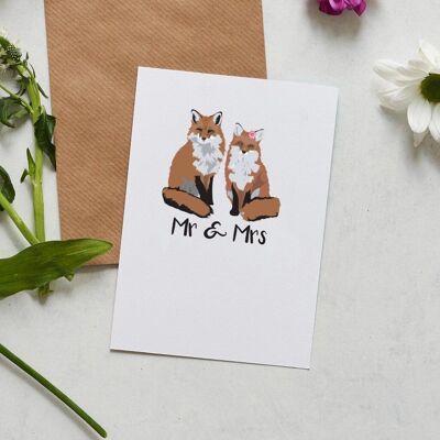 Mr & Mrs wedding fox tarjetas de felicitación