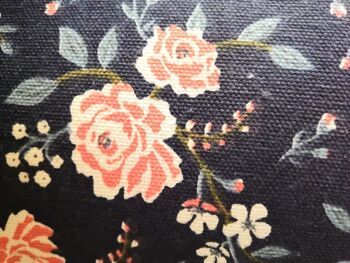 100% Floral Artisanat Couture Coton Rose Patchwork Matériel Bleu Marine Mètre Demi-Mètre Tissu Royaume-Uni Bleu Marine 6
