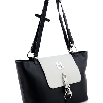 Rein Bag, Black Competition