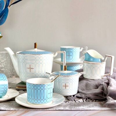 Service à thé en porcelaine tendre Azur Royale