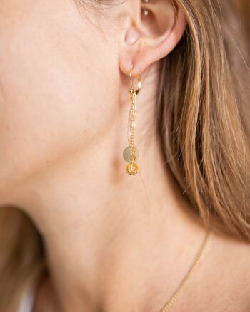 Boucles d'oreilles pendantes duo sequins et pierres naturelles 2