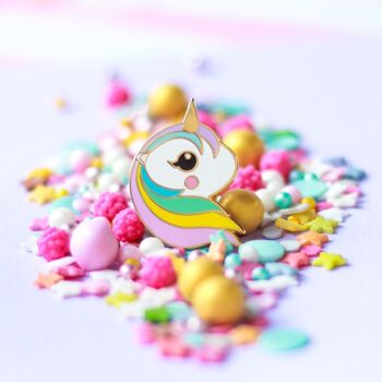 BROCHE LICORNE ARC-EN-CIEL PASTEL 3