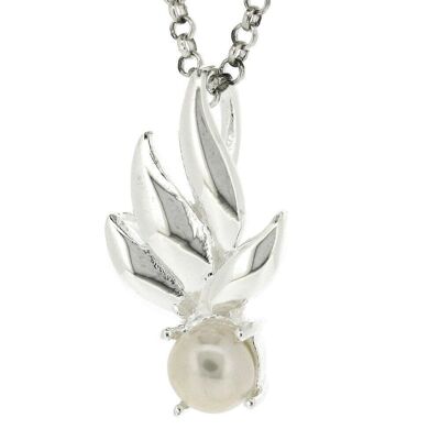 Kitten Spring Leaves Pearl Pendant with 18" Trace Chain and Presentation Box