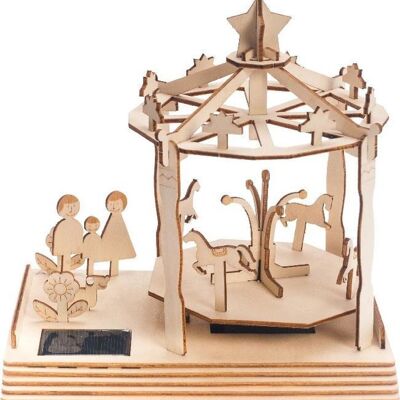 Kit de construcción Merry-Go-Round hecho de madera que funciona con energía solar