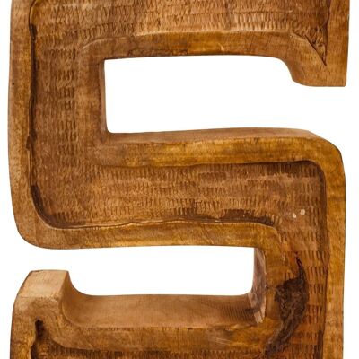 Letra S en relieve de madera tallada a mano