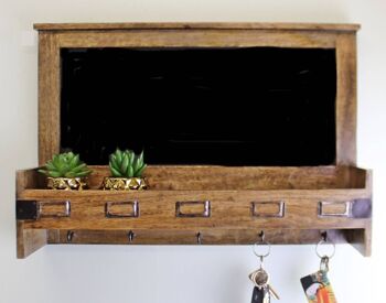 Tableau noir en bois de manguier avec 5 emplacements de rangement et crochets pour clés 4