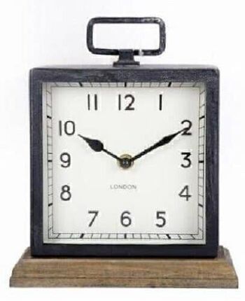 Horloge en métal avec socle en bois