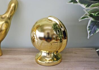 Tirelire style globe en céramique dorée métallisée 3