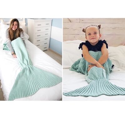 Pack of mermaid blankets in blue. Adult size + child size