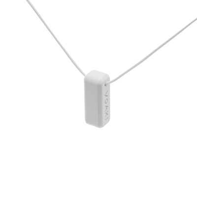 Pole necklace white