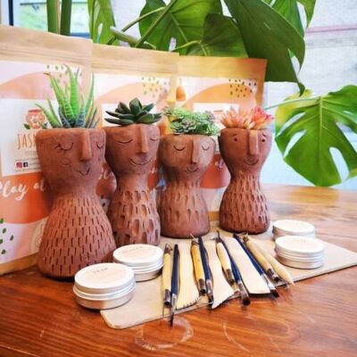 Family Clay Pottery Kit for 4 – Craft your own Plant Pot at home. Zoom Lockdown Activity – Air Dry Clay. DIY Mothers Day kit, home decor - Just-clay-kit
