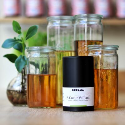 À Coeur Vaillant: Green tea, Mint, Orange peel, Eucalyptus
