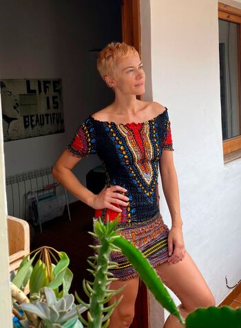 ROBE FABRIQUÉE À LA MAIN EN COTON ET FILS ÉLASTIQUE. DASHIKI 1