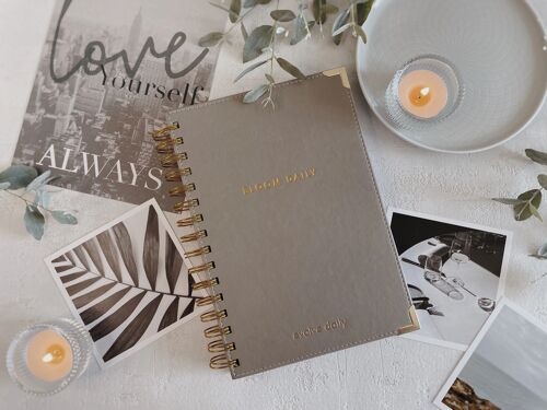 Bloom Daily Planner (Grey)