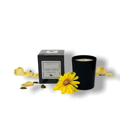 Sandalwood & Musk Signature Candle - Black Gloss Jar