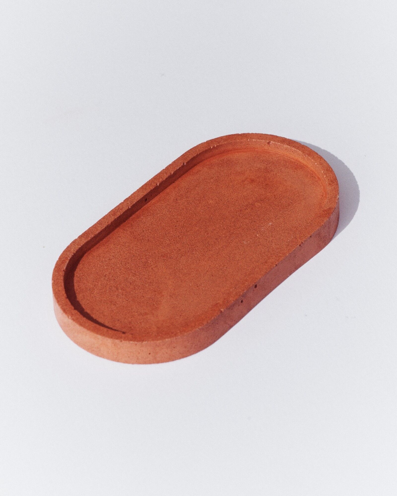 Oval plate ‘Claira’ Brick