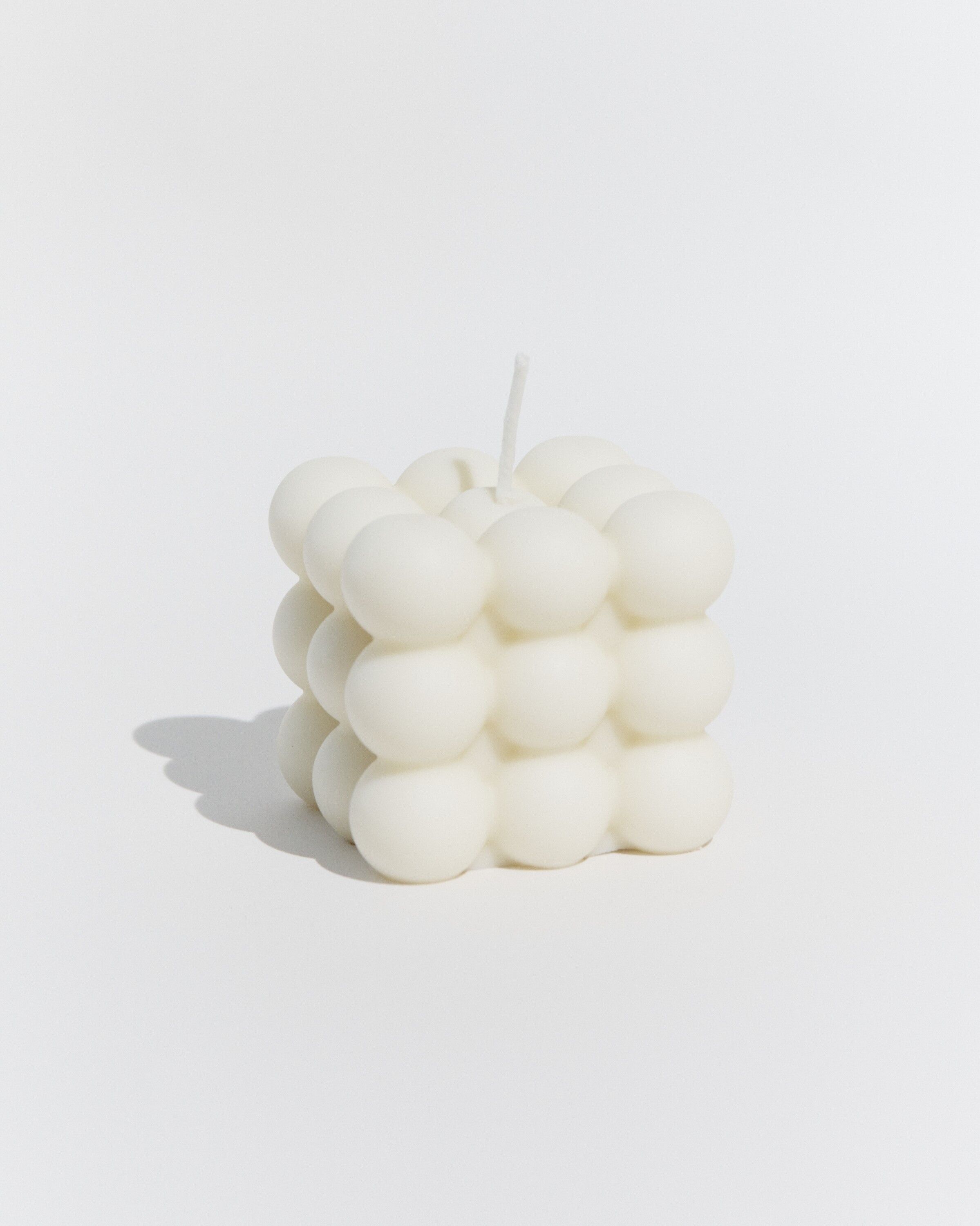 ‘Llupia’ Jasmine bubble candle