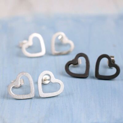 Silver heart earrings - Geometric studs
