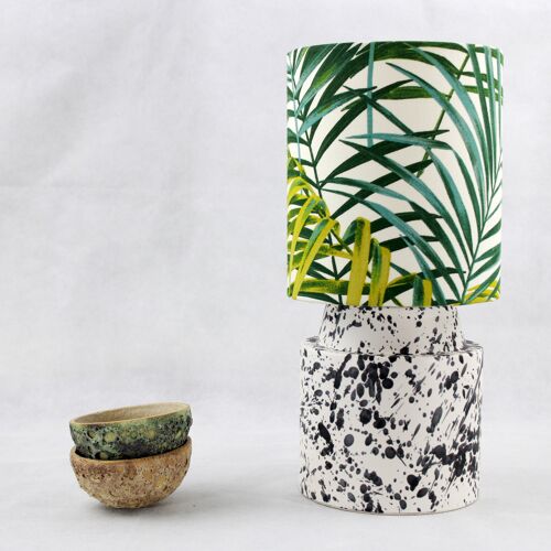 Chic splattered table lamp with jungle shade
