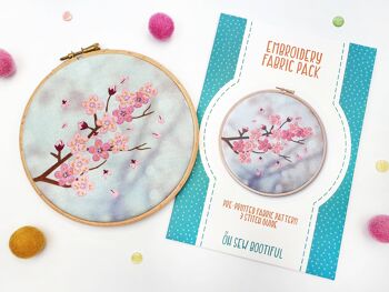 Paquet de tissu de motif de broderie à la main de fleurs de cerisier 1