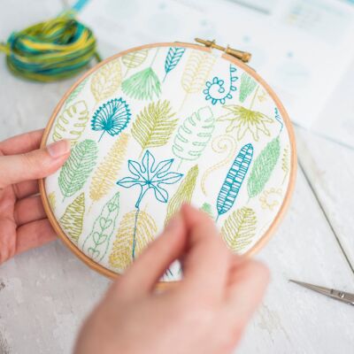 Loadsa Leaves Handmade Embroidery Kit Hoop Art