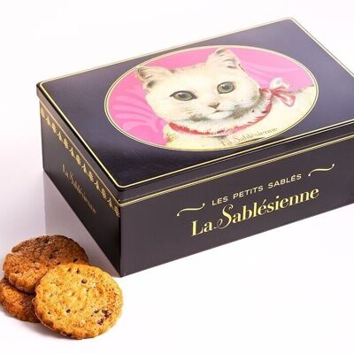 Pure fresh butter shortbread cookies with chocolate chips - "White Cat" metal box 250g