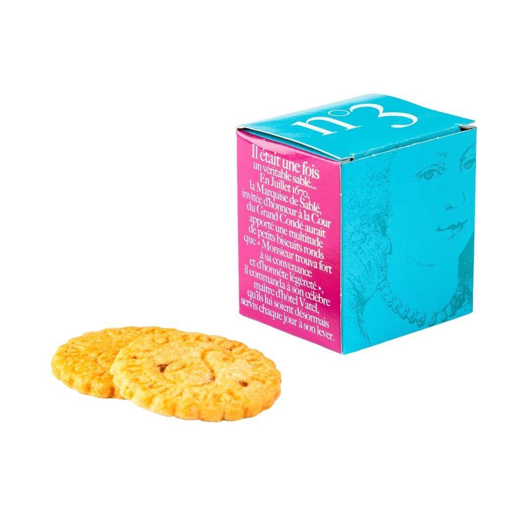 Shortbread cookies with salted caramel chips - Mini cardboard cube no. 3 35g